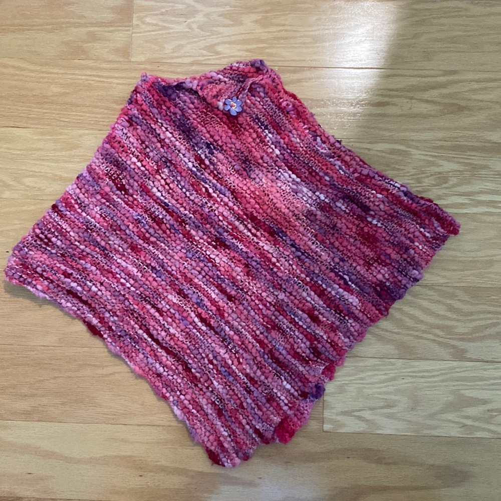 Boucle knit poncho girls small